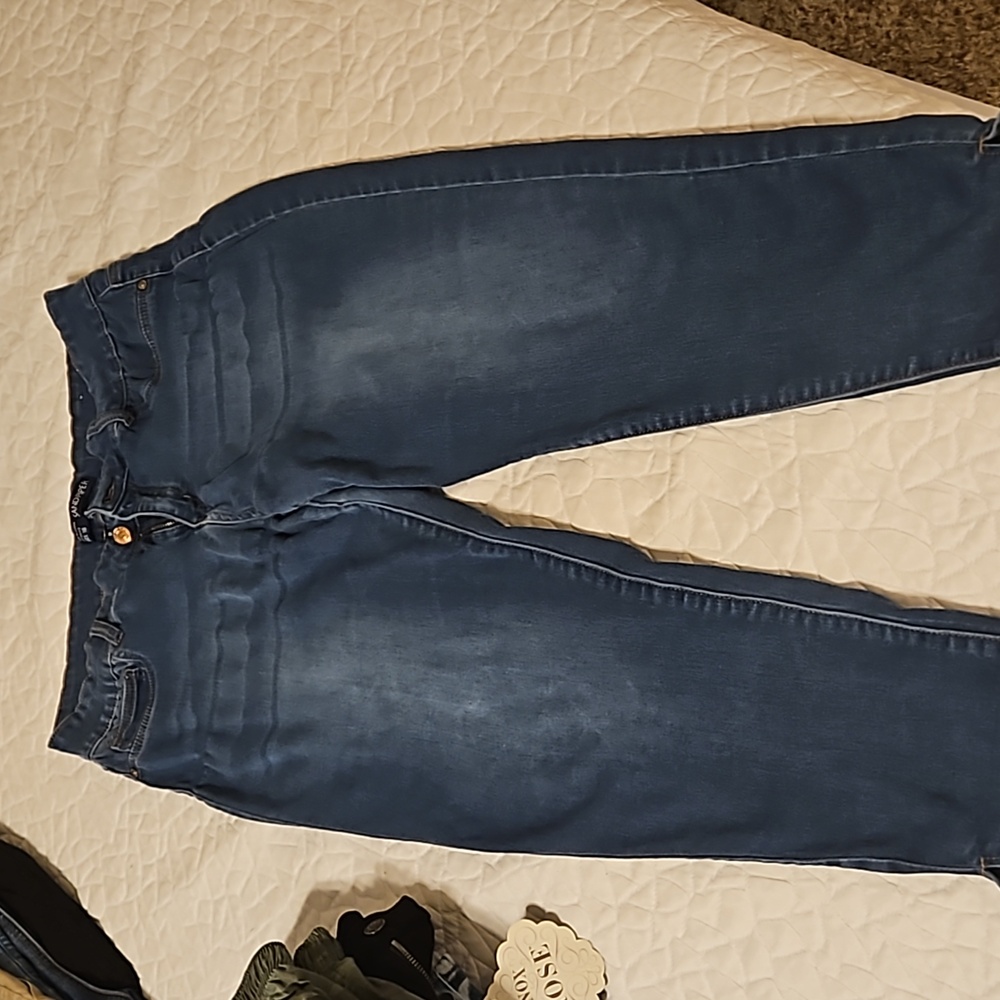 Jeans - Picture 2 of 4